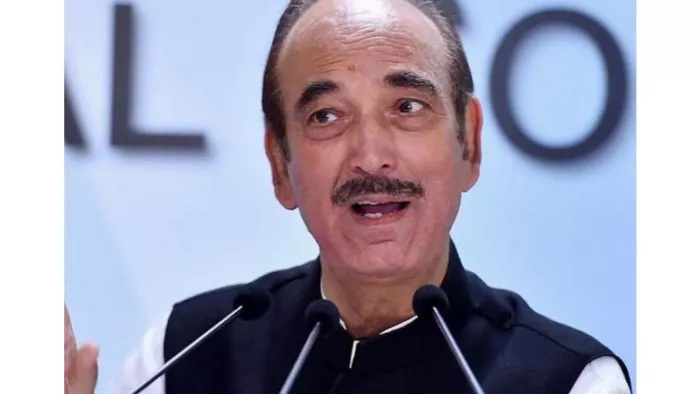 'नौकरियां और भूमि के अधिकार सुनिश्चित बनाने तक राजनीतिक लड़ाई रहेगी जारी'