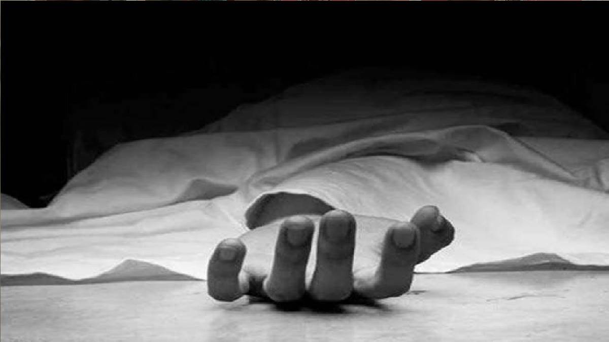 troubled by debt and being injured by bull attack in kanpur dehat farmer gave his life after wrote suicide note on name of pm and cm