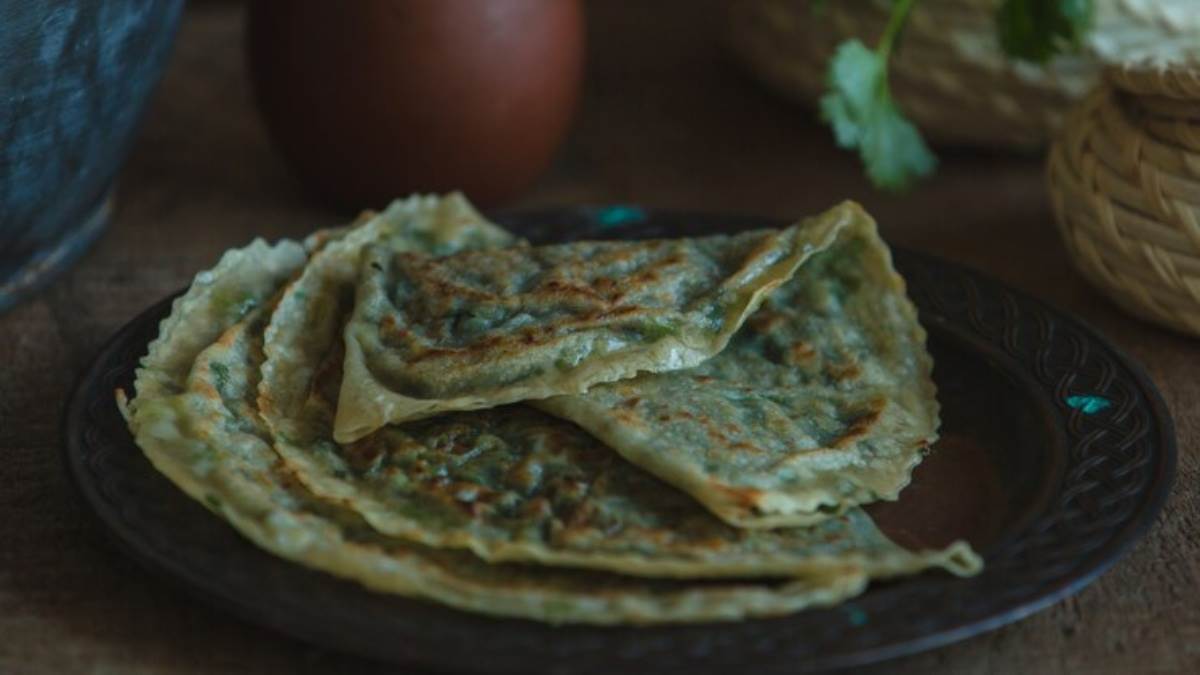 https://www.jagranimages.com/images/newimg/13082024/13_08_2024-paratha_4_23777839.jpg