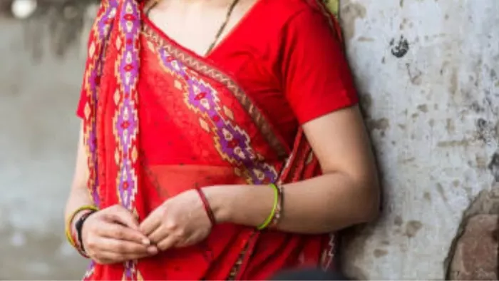 दूसरे के घर के बाथरूम में बच्ची को जन्म देकर छोड़ गई महिला। संकेतात्मक तस्वीर