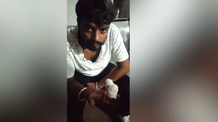 वाहन जांच कर रही परिवहन विभाग की टीम पर हमला