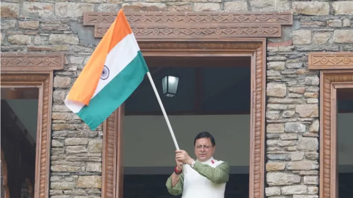 हर घर तिरंगा’ अभियान के तहत मुख्यमंत्री ने फहराया तिरंगा। सूवि