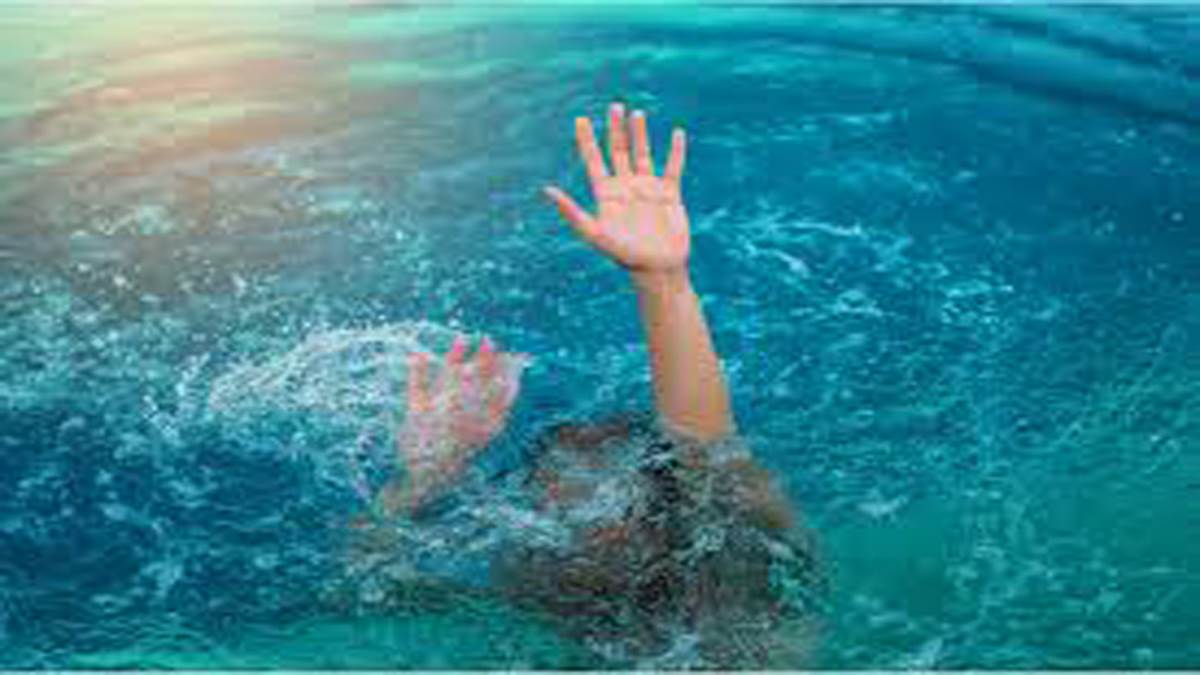 https://www.jagranimages.com/images/newimg/13082025/13_08_2025-drown_24012294.jpg