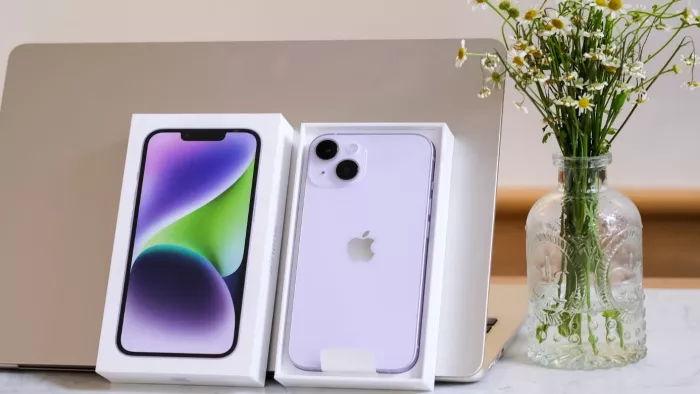 iPhone 14 पर जबरदस्त डिस्काउंट दिया जा रहा है।