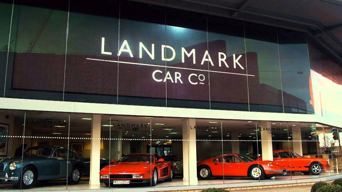 https://www.jagranimages.com/images/newimg/13082025/13_08_2025-landmark_cars_share_24011918.jpg