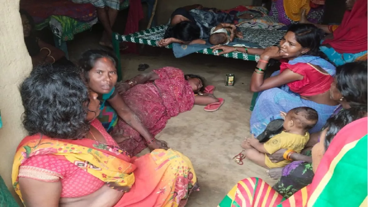 पेट दर्द से पहले बड़े की मौत, आंगन में शव रखने के बाद दूसरे ने भी तोड़ा दम