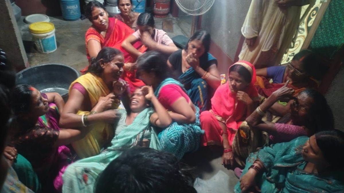 https://www.jagranimages.com/images/newimg/13082025/13_08_2025-road_accident__2_24011953.jpg