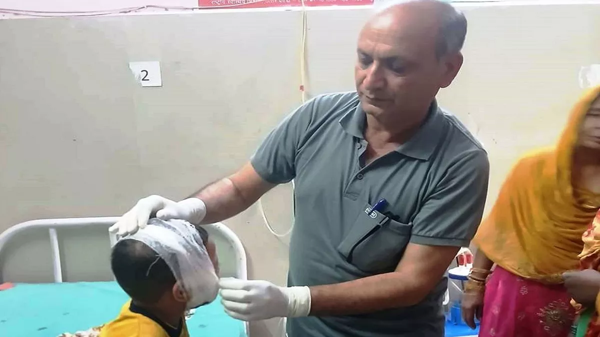 सहारनपुर में एक दिन में आवारा कुत्तों ने 20 लोगों को काटा, दो बच्चों पर भी टूट पड़े, दोनों की हालत गंभीर