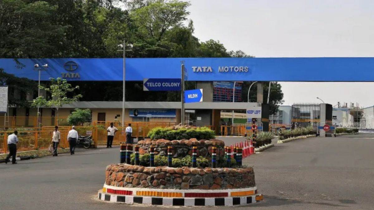 https://www.jagranimages.com/images/newimg/13082025/13_08_2025-tata_motors_24012506.jpg