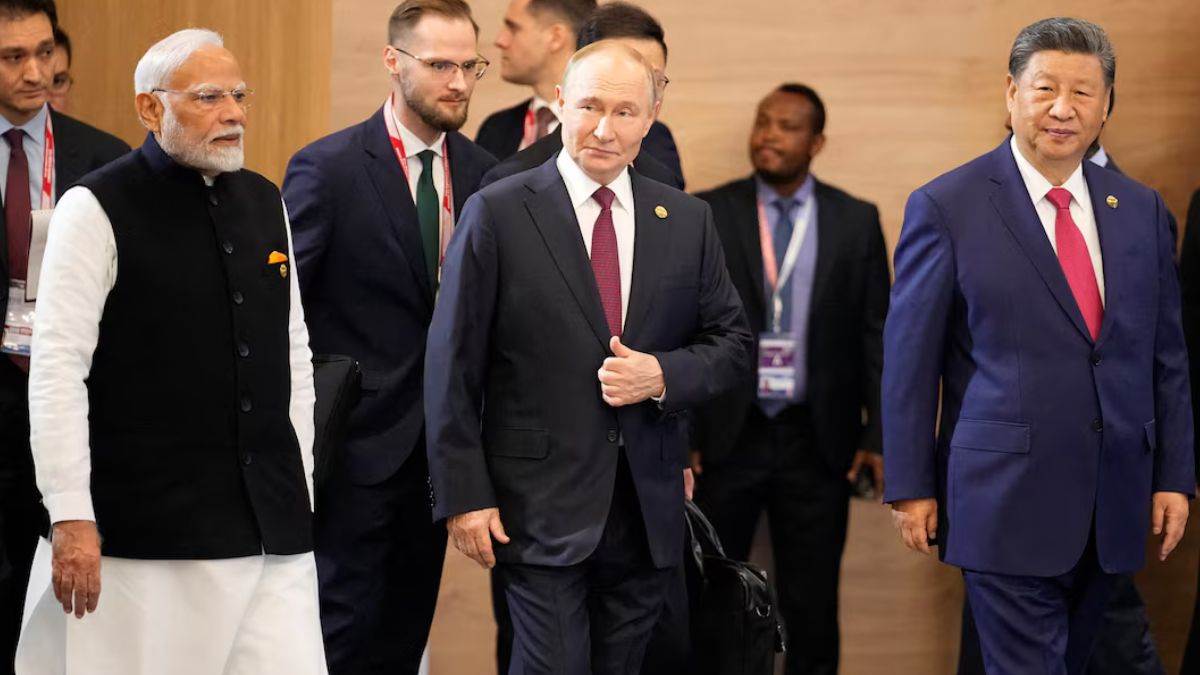 https://www.jagranimages.com/images/newimg/13082025/13_08_2025-trump_modi_news_24012409.jpg