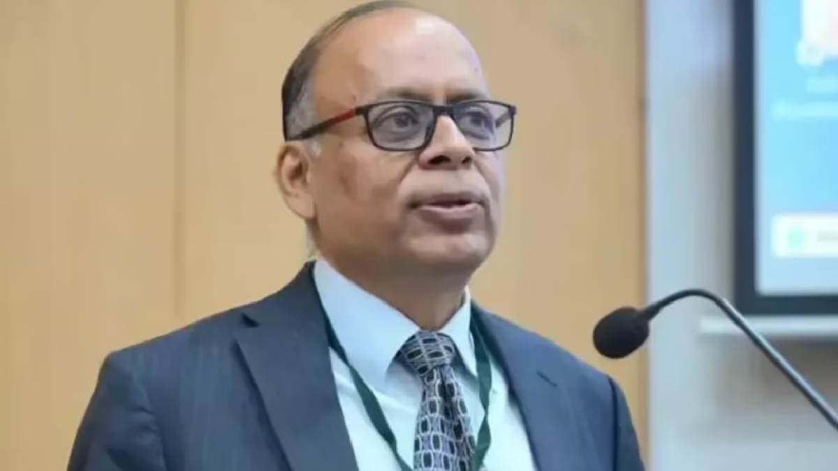 https://www.jagranimages.com/images/newimg/13082025/13_08_2025-upsc_ajay_kumar_24012498.jpg