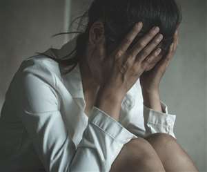 महिला अपराध: ठाणे में क्वारंटाइन सेंटर में महिला के साथ दुराचार, आरोपित गिरफ्तार