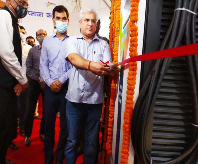 दिल्ली के परिवहन मंत्री कैलाश गहलोतः जागरण