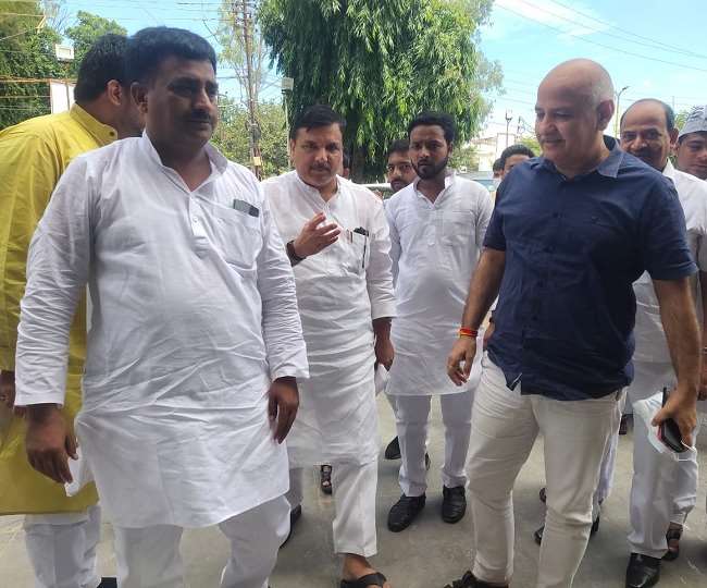 UP Assembly Election 2022 AAP Will Start Election Campaign Form RamNagari  Ayodhya on 14th September Delhi Dy CM Manish Sisodia And Member RajyaSabha  Sanjay Singh Reached Ayodhya