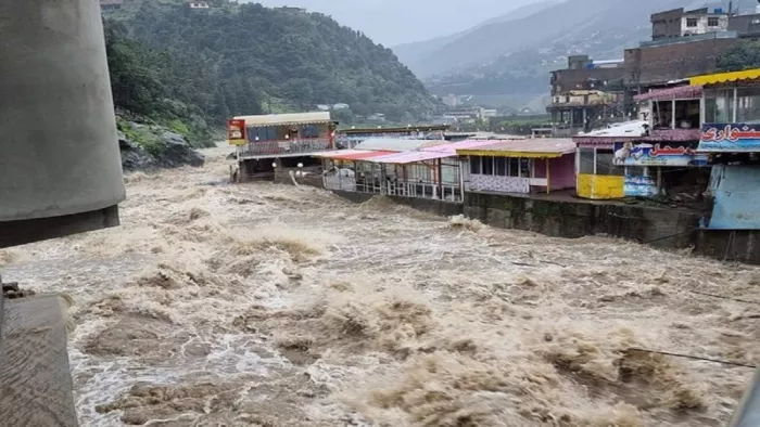 सिंध प्रांत में हालिया बाढ़ की स्थिति से लोग हाल बेहाल