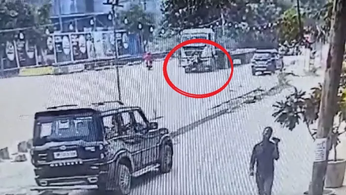 गाजियाबाद में ओवरटेकर करते समय स्कूटी सवार दंपती ट्रॉला के नीचे आया, दोनों की गई जान