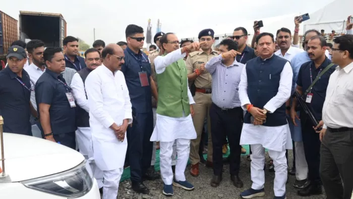 मध्य प्रदेश के मुख्यमंत्री शिवराज सिंह चौहान (फोटो: @CMMadhyaPradesh)