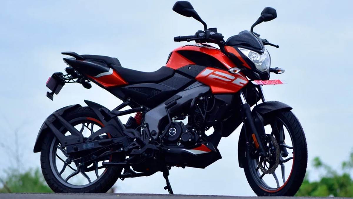 https://www.jagranimages.com/images/newimg/13092024/13_09_2024-best_bajaj_pulsar_bike_23796381.jpg