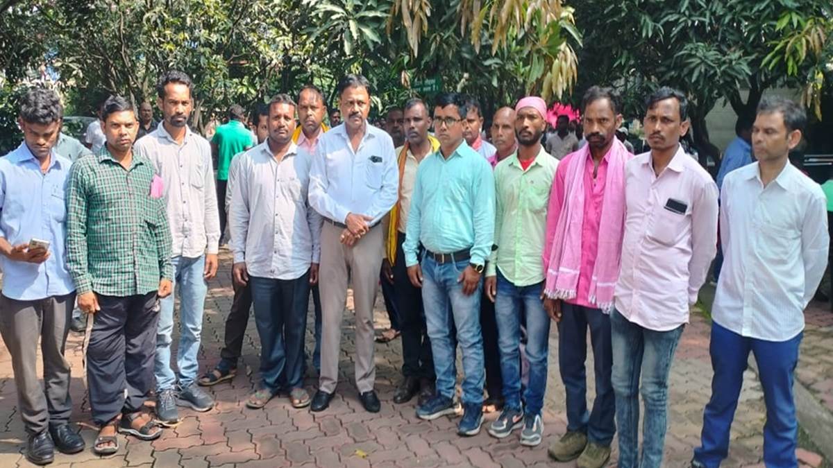 jharkhand news 14 laborers stranded in saudi arabia returned to jharkhand list released still waiting to return home on 31st
