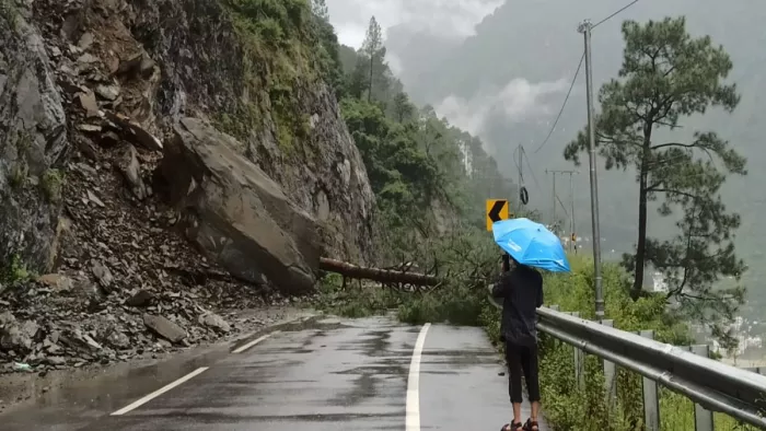 Uttarakhand Weather: कुमाऊं मंडल में कहीं-कहीं अत्यंत भारी वर्षा होने की संभावना