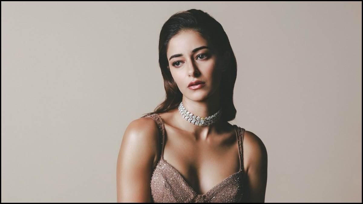 https://www.jagranimages.com/images/newimg/13092025/13_09_2025-ananya_panday_gets_panic_24045322.jpg