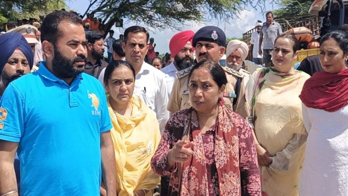 https://www.jagranimages.com/images/newimg/13092025/13_09_2025-baljeet_kaur_24045791.jpg