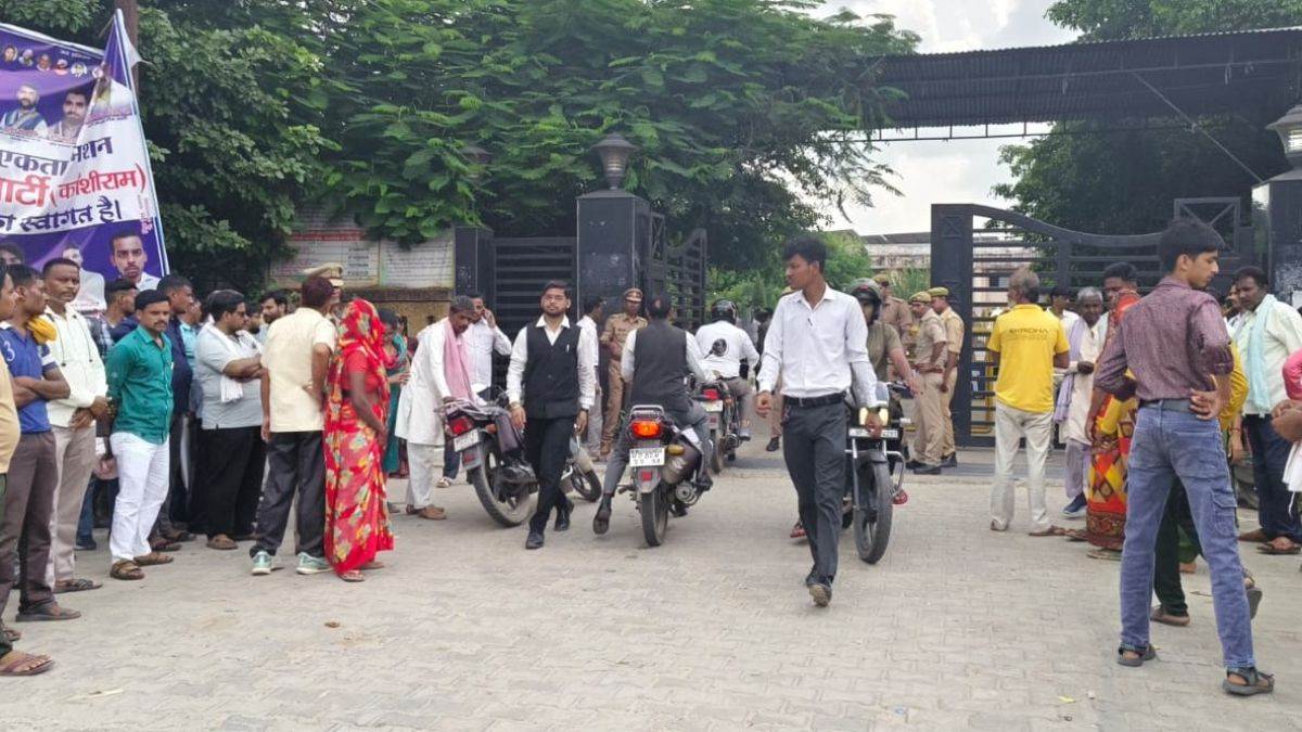 https://www.jagranimages.com/images/newimg/13092025/13_09_2025-bhakiyu_arrest_kasganj_24046140.jpg