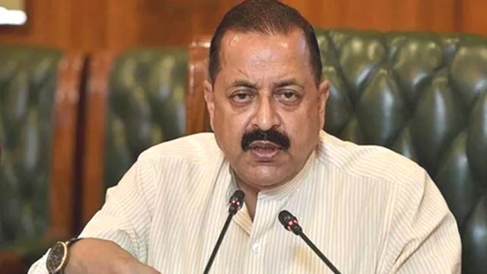 जम्मू को परफ्यूम इंडस्ट्री का हब बनाने पर भी काम चल रहा है।