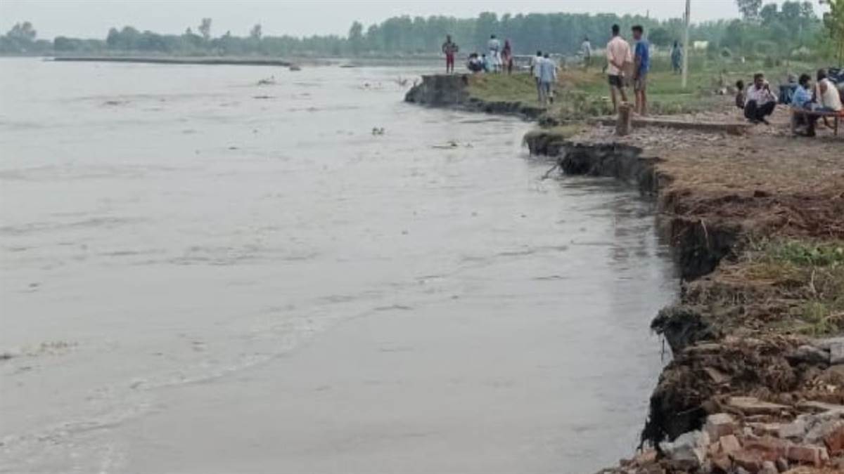 https://www.jagranimages.com/images/newimg/13092025/13_09_2025-ganga_24046202.jpg
