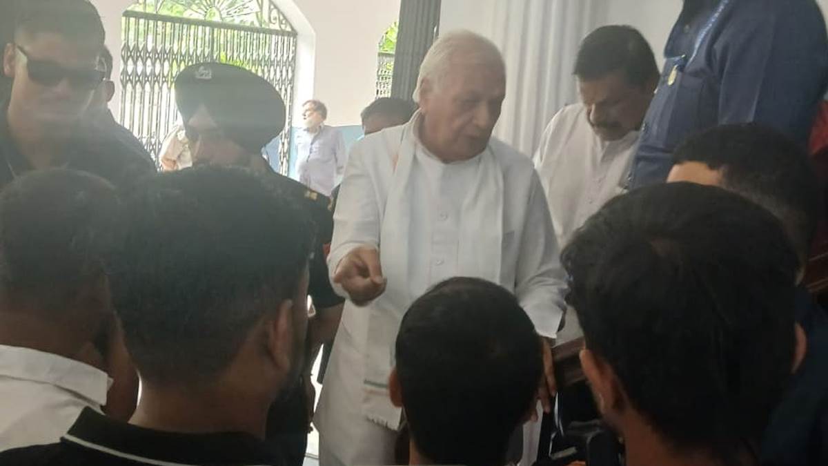 https://www.jagranimages.com/images/newimg/13092025/13_09_2025-governor_24045989.jpg