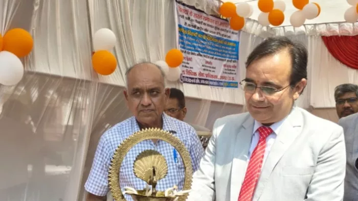 एक लाख के किसान विकास ऋण का 49 हजार में निपटारा कर किसान को मिली राहत। जागरण