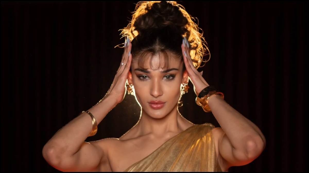 https://www.jagranimages.com/images/newimg/13092025/13_09_2025-nehal_chudasama_on_women_card_24045506.jpg