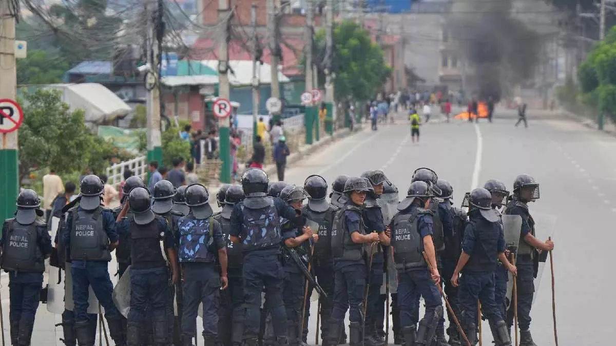 https://www.jagranimages.com/images/newimg/13092025/13_09_2025-nepal_protest_24044992_223238821.jpg