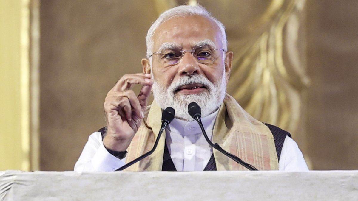 https://www.jagranimages.com/images/newimg/13092025/13_09_2025-pm_modi_in_assam_24046175.jpg