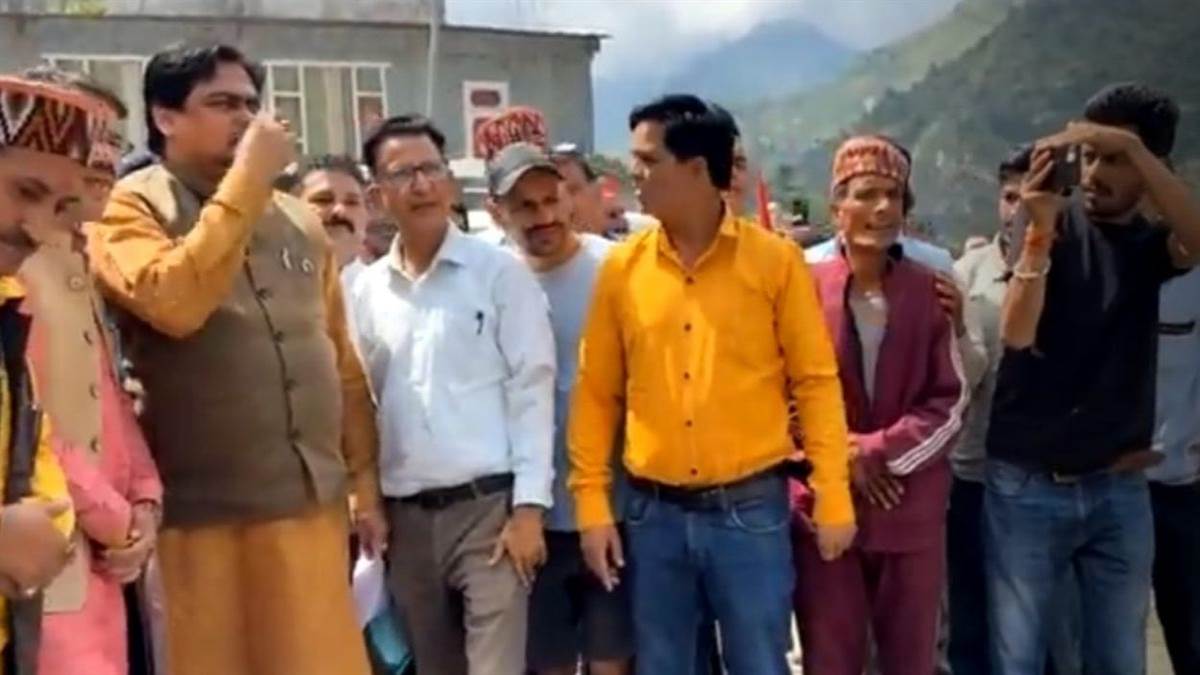 https://www.jagranimages.com/images/newimg/13092025/13_09_2025-shantanu_thakur_24045930.jpg