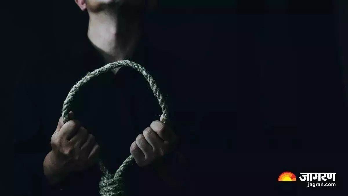 https://www.jagranimages.com/images/newimg/13092025/13_09_2025-suicide_24045360_11405962.jpg
