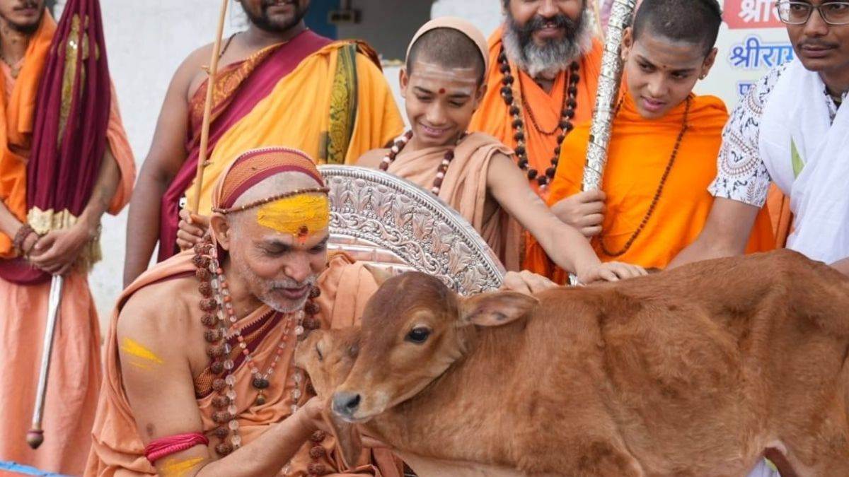 https://www.jagranimages.com/images/newimg/13092025/13_09_2025-swami_avimukteswranan_ji_maharaj_24046021.jpg