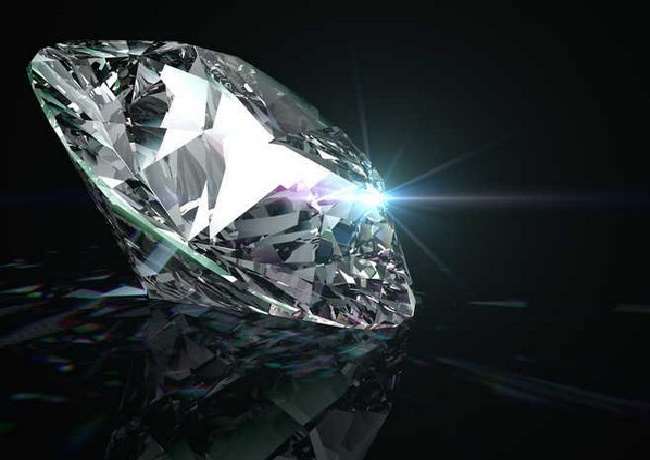 अगले महीने नीलाम किया जाएगा दुनिया का सबसे बड़ा पिंक हीरा