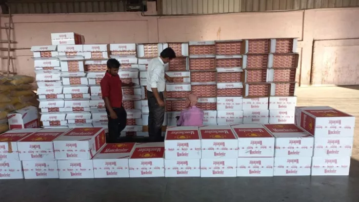 गुजरात में 17 करोड़ रुपये की विदेशी सिगरेट जब्त। फाइल फोटो