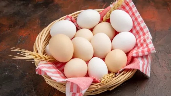 World Egg Day 2023: अंडे खाने के क्या फायदे हैं