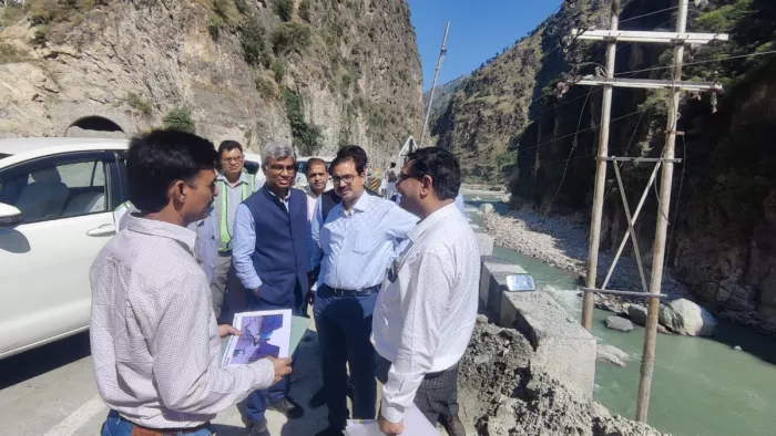 कीरतपुर मनाली फोरलेन पर तीन नई सुरंगों की एलाइनमेंट पर मुहर