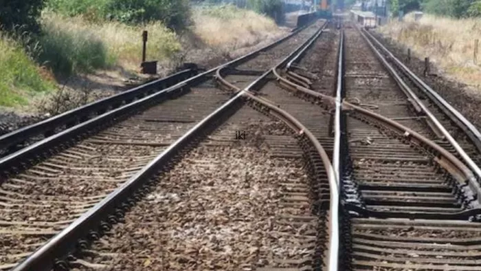 अब रुड़की में मालगाड़ी को बेपटरी करने की साजिश