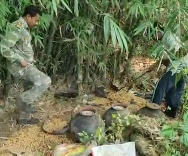 action against illegal mahua liquor a day before diwali in mahuda