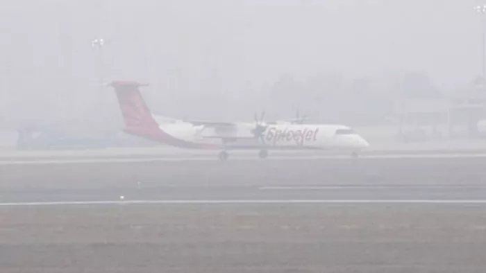 इनमें से छह उड़ानों को जयपुर की ओर किया गया डायवर्ट। फाइल फोटो