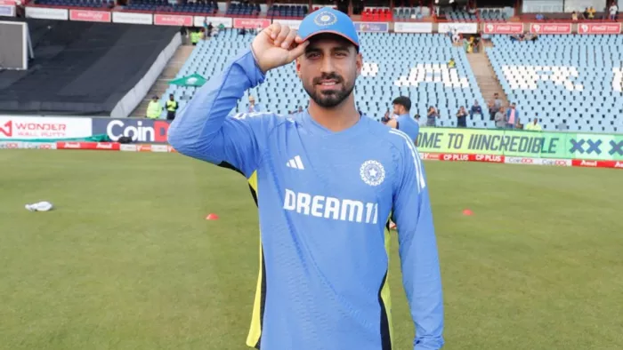 Ramandeep Singh: पंजाबी मुंडे का सपना हुआ साकार, टीम इंडिया ने दिया डेब्यू का मौका; IPL में केकेआर के लिए गाड़ चुका है झंडे - IND vs SA 3rd T20I Ramandeep Singh make his debut India vs South Africa