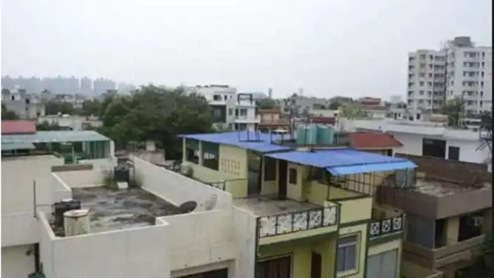लाभार्थी बनकर हाउस फार ऑल योजना के तहत लिया पैसा, फिर मकान बनाकर मोटी रकम में बेचा