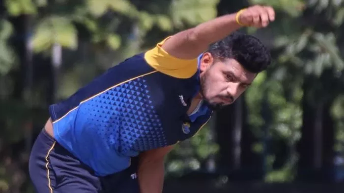 Ranji Trophy 2022-23: वैभव अरोड़ा की शानदार गेंदबाजी (फोटो क्रेडिट ट्विटर)