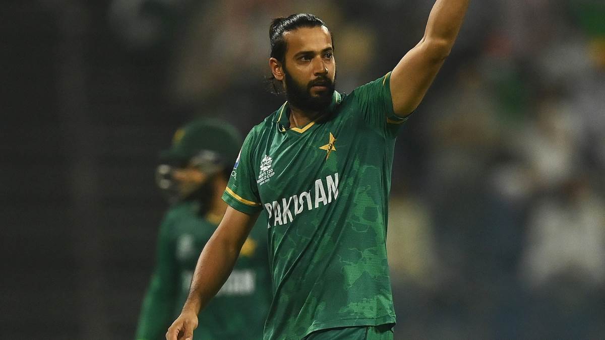 https://www.jagranimages.com/images/newimg/13122024/13_12_2024-imad_wasim_23847989.jpg