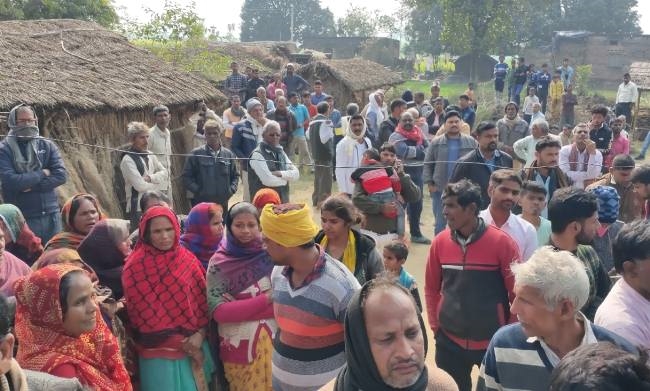 dead body of married woman found hanging under suspicious circumstances