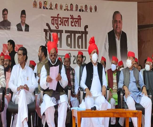 भाजपा से इस्तीफा देने वाले चार विधायक भी समाजवादी पार्टी में शामिल हो गए